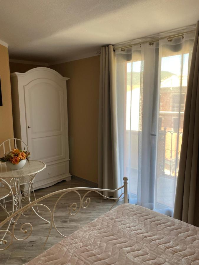 לינה וארוחת בוקר סן ויטו La Soffitta Di Emmasofia מראה חיצוני תמונה