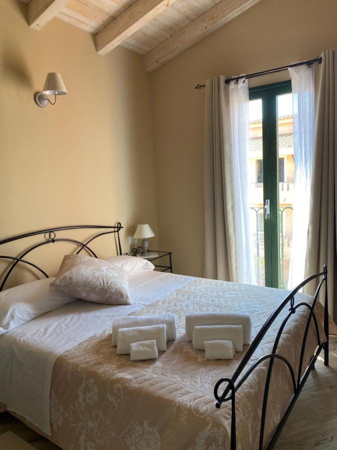 לינה וארוחת בוקר סן ויטו La Soffitta Di Emmasofia מראה חיצוני תמונה
